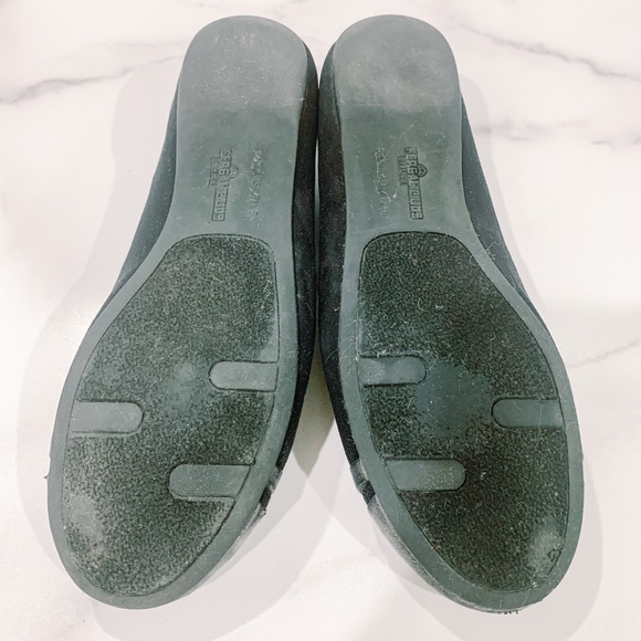 Fergalicious by Fergie Black Flat Metallic Toe - Picture 4 of 4